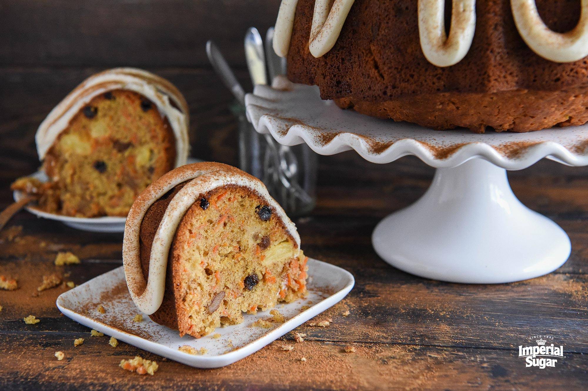 Christmas Bundt Cake with Walnuts and Raisins