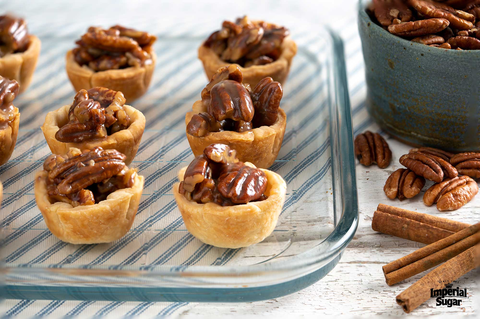 Maple Pecan Mini Tarts | Imperial Sugar