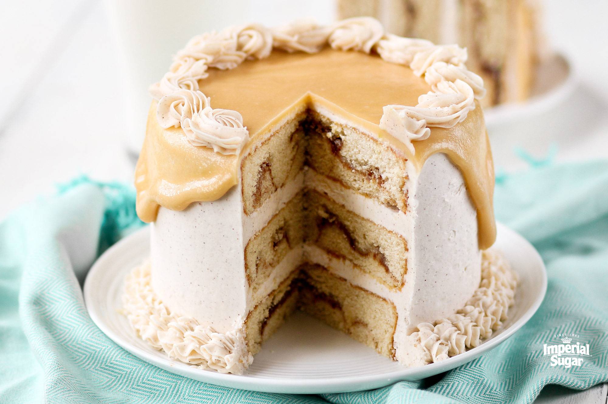 Snickerdoodle Layer Cake | Dixie Crystals
