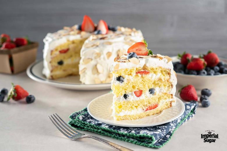 Strawberry Vanilla Layer Cake - RECIPE - nobizlikedoughbiz