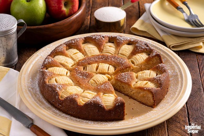 Traditional German Apple Cake Recipe - Easy to Bake and Delicious