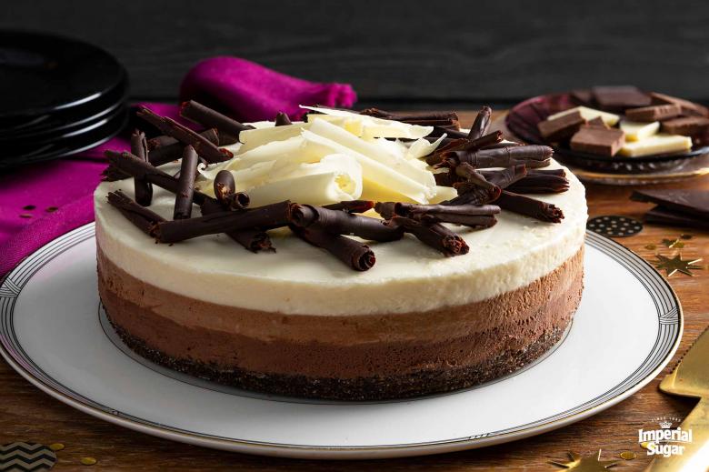 White Chocolate Mousse Cake Tasty Dessert Stock Photo 1184806843 |  Shutterstock