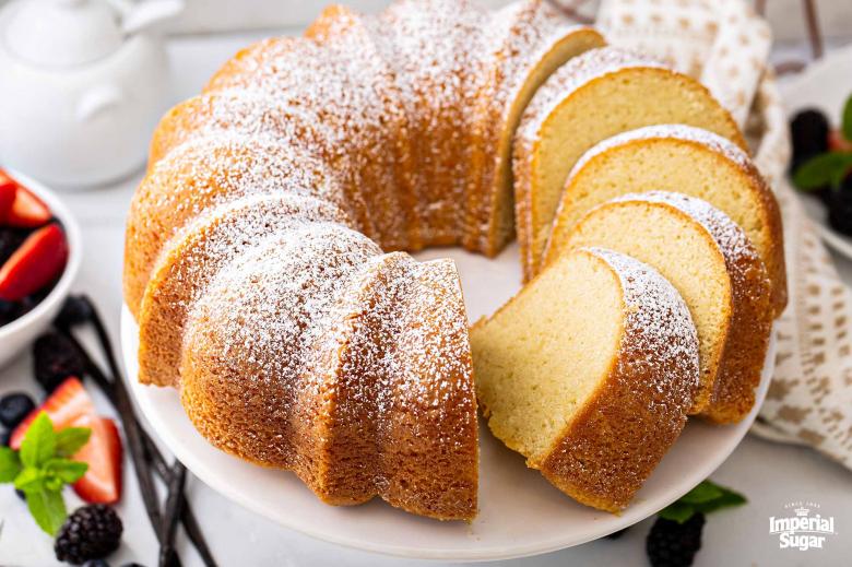 The Best Moist Vanilla Bundt Cake - Lifestyle of a Foodie