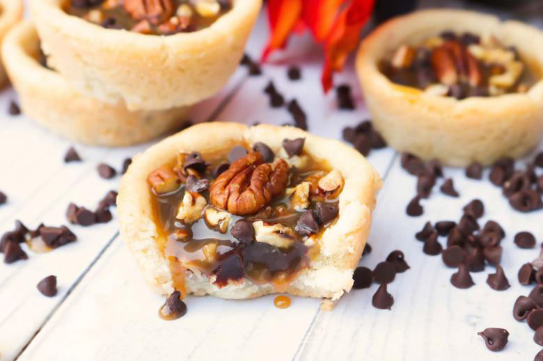 Turtle Cookie Cups